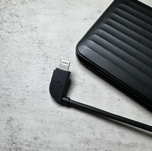 將圖片載入圖庫檢視器 DM 10,000mAh 一體雙線充電器 (USB Type C & Lightning)