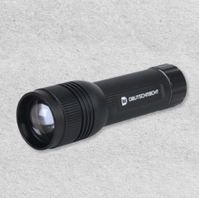 Load image into Gallery viewer, DM F10 Portable Flashlight (Simple)