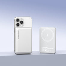 Load image into Gallery viewer, (New) 10000mAh Magnetic Ultra Slim Power Bank
