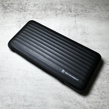 將圖片載入圖庫檢視器 DM 10,000mAh 一體雙線充電器 (USB Type C &amp; Lightning)
